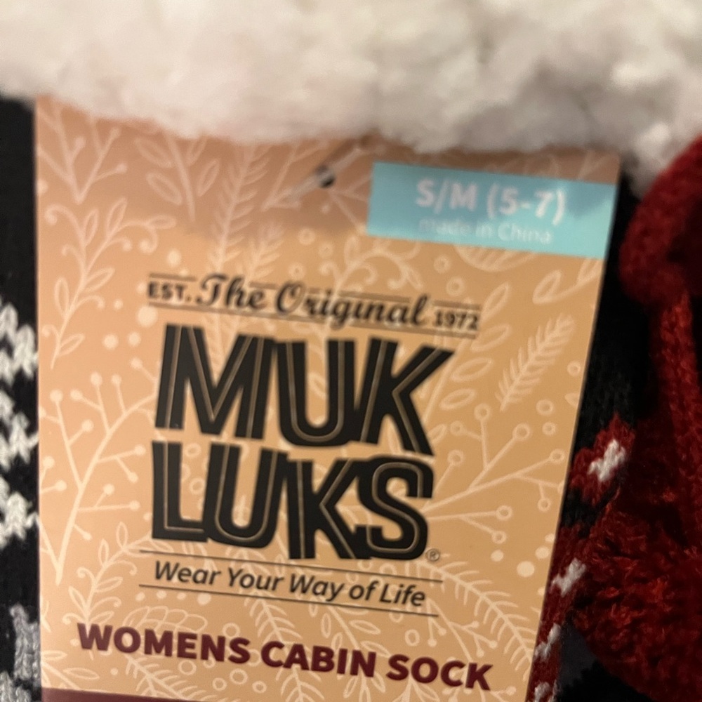 Muk Luks Black and Red Snowflake Sherpa Lined Cabin Slipper Socks with Pom Poms - Picture 4 of 7